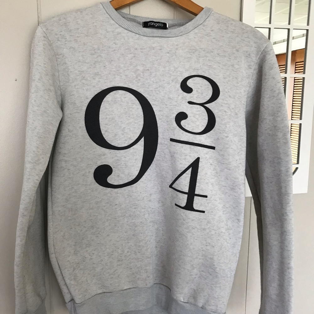 9 3/4 sweatshirt